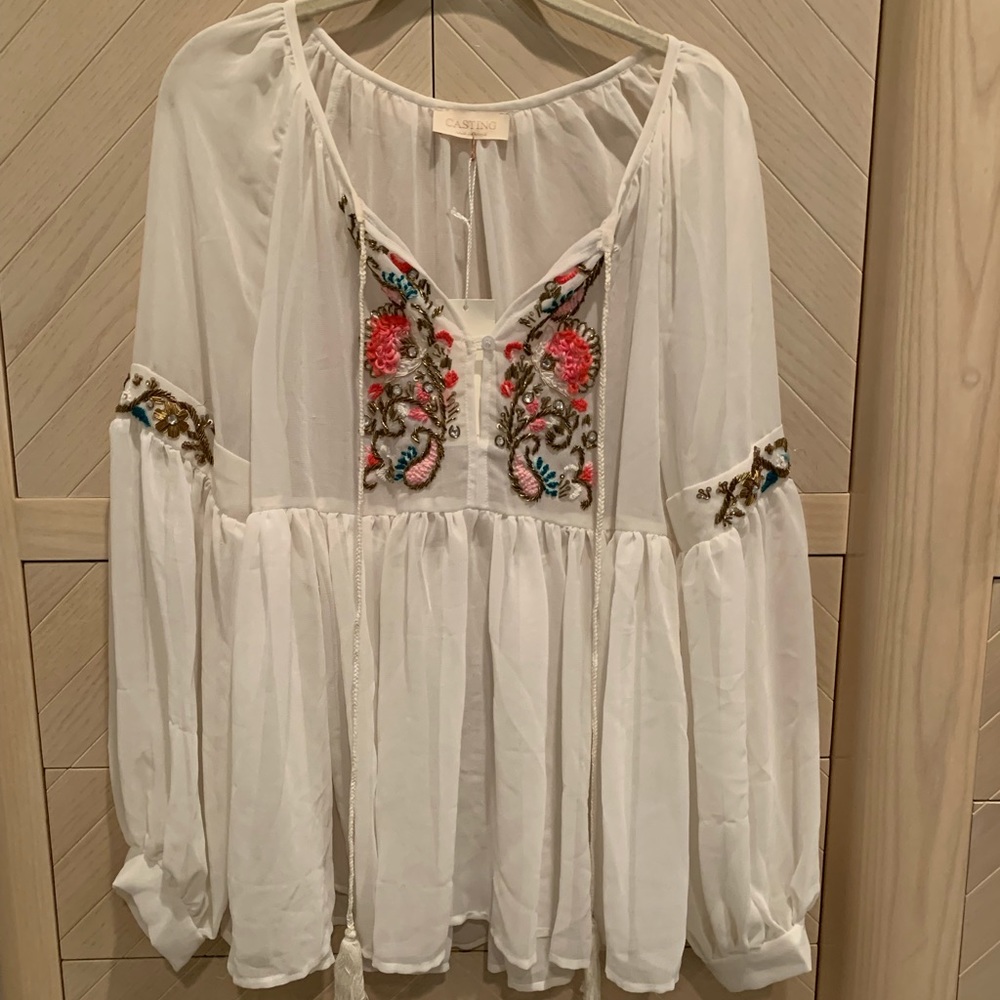 Beautiful brand new Boho top